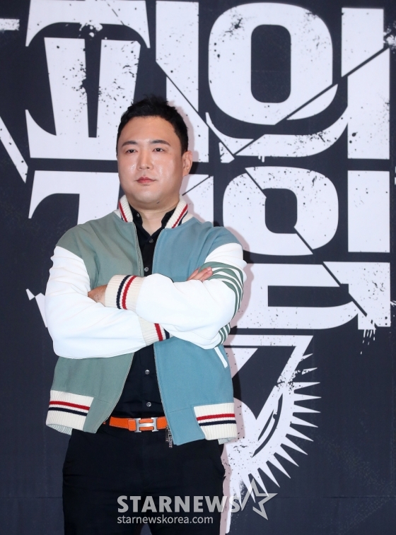 방송인 스티브예가 12일 오후 서울 성동구 메가박스 성수에서 진행된 웨이브 오리지널 '피의 게임 시즌3' 제작발표회에 참석해 포즈를 취하고 있다. '피의 게임3'는 서바이벌 레전드들과 신예들이 지킬 것인가, 뺏을 것인가를 두고 벌이는 생존지능 서바이벌. 오는 15일 공개. 2024.11.12 /사진=김창현 chmt@