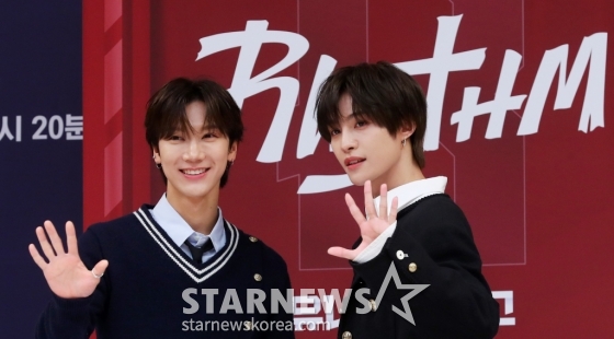 웨이션 브이 텐, 양양이 19일 오전 서울 양천구 목동 SBS사옥에서 진행된 글로벌 보이 그룹 오디션 프로그램 '유니버스 리그' 제작발표회에 참석해 포즈를 취하고 있다. '유니버스 리그'는 단 하나의 프리즘 컵을 차지하기 위해 경쟁하는 리그전 형식의 오디션이다. 2024.11.19 /사진=김창현 chmt@