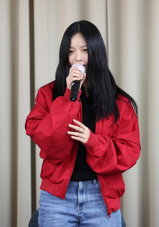 (서울=뉴스1) 권현진 기자 = 걸그룹 뉴진스 멤버 하니가 28일 오후 서울 강남구 스페이스쉐어 삼성역센터에서 열린 전속계약 해지 관련 기자회견에 참석해 발언하고 있다. (공동취재) 2024.11.28/뉴스1 Copyright (C) 뉴스1. All rights reserved. 무단 전재 및 재배포, AI학습 이용 금지. /사진=(서울=뉴스1) 권현진 기자