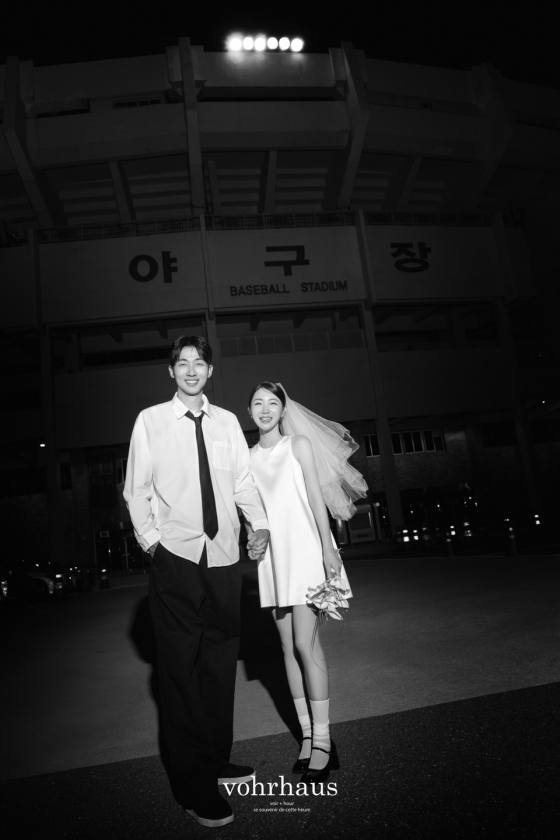 김용의 커플 웨딩 사진. /사진=LG 트윈스 제공