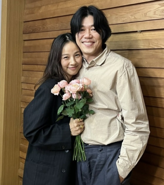왼쪽부터 이효리, 이상순 부부 /사진=MBC FM4U '완벽한 하루 이상순입니다' 공식 SNS