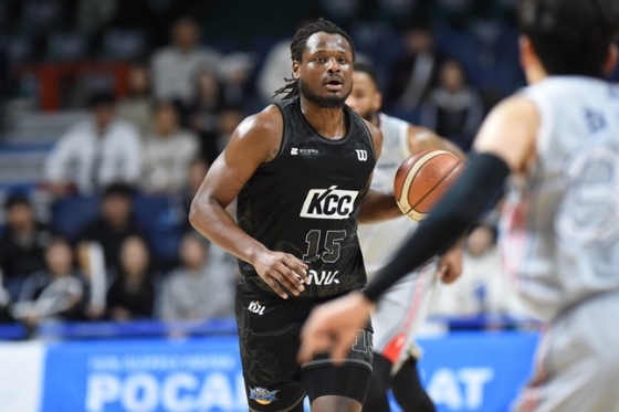 KCC 디온테 버튼. /사진=KBL 제공
