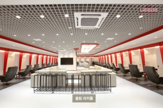 리모델링 된 SSG 홈팀 라커룸./사진=SSG 랜더스 제공