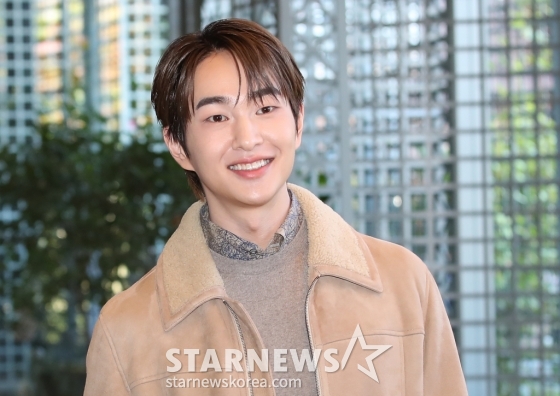 (서울=뉴스1) 권현진 기자 = 샤이니 온유가 24일 서울 강남구 현대백화점 압구정 본점에서 열린 한 패션 브랜드 포토행사에 참석하고 있다. 2024.9.24/뉴스1  Copyright (C) 뉴스1. All rights reserved. 무단 전재 및 재배포,  AI학습 이용 금지. /사진=(서울=뉴스1) 권현진 기자