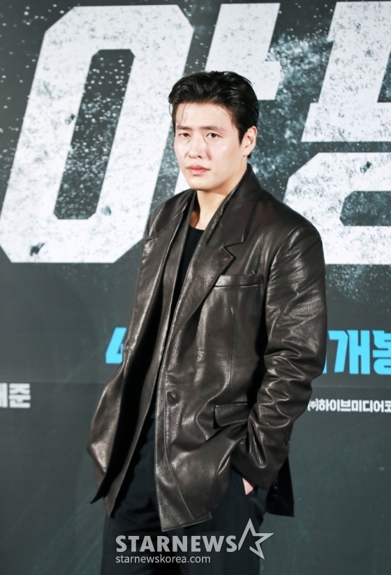배우 강하늘이 13일 오전 서울 메가박스 코엑스에서 진행된 영화 '야당'(감독 황병국) 제작발표회에 참석해 포즈를 취하고 있다. /2025.03.13 /사진=이동훈 photoguy@