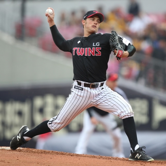 시즌 개막전에 선발로 나서 호투를 선보인 타일러 윌슨. /사진=LG 트윈스 제공