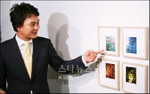 ↑배우 조민기의 작품