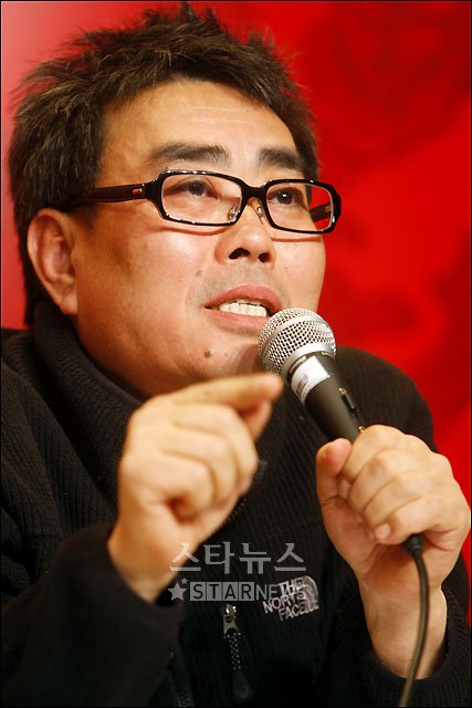 ↑영화 '1724 기방난동사건'의 여균동감독 ⓒ<임성균 기자 tjdrbs23@>