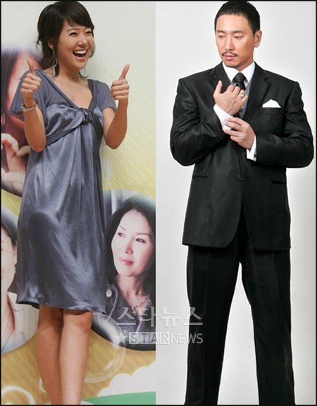 좋은 만남을 갖고 있는 소유진(왼쪽)과 라이머 ⓒ머니투데이 스타뉴스