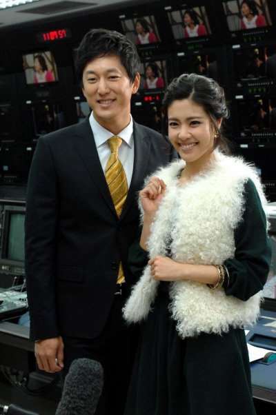KBS 2TV '연예가중계'의 MC, 한석준 아나운서·이윤지 <사진출처=KBS>