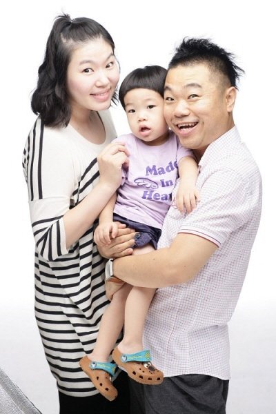 정종철(오른쪽)-황규림 부부와 첫째 시후