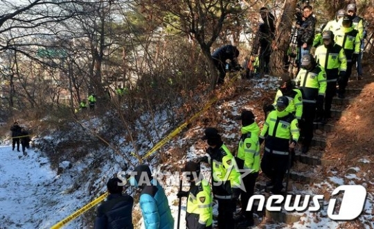 경기도 수원시 팔달산 등산로에서 토막난 사체 일부가 비닐봉지에 담긴 채 발견돼 경찰이 수사에 나섰다. /사진=뉴스1