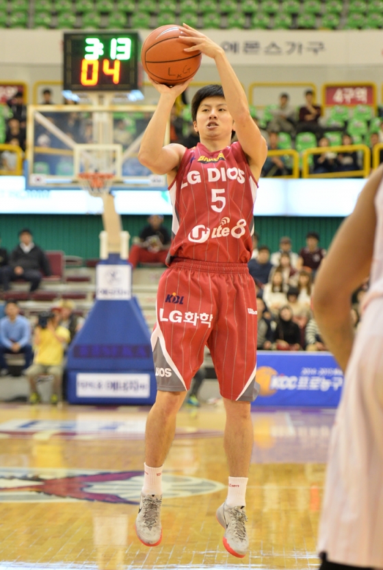 김시래가 맹활약한 LG가 KGC를 꺾었다./ 사진=KBL 제공
