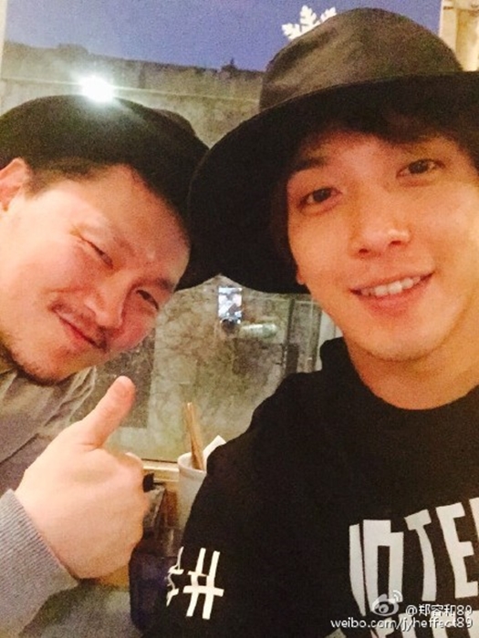 양동근(왼) 정용화(오) /사진출처=정용화 웨이보
