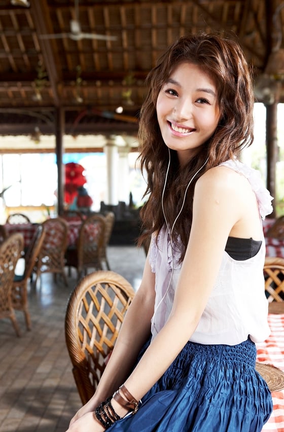 배우 윤소이/사진제공=제이에스픽쳐스