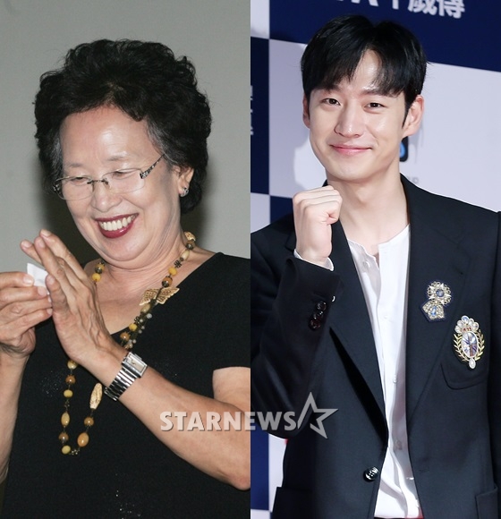 나문희와 이제훈/사진=머니투데이 스타뉴스