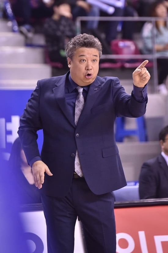 임근배 감독. /사진=WKBL