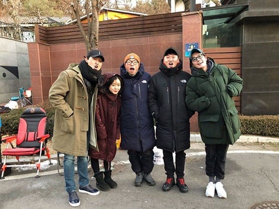 배우 박성웅, 고아성, 이정효 감독, 오대환, 정경호(왼쪽부터) /사진=정경호 인스타그램