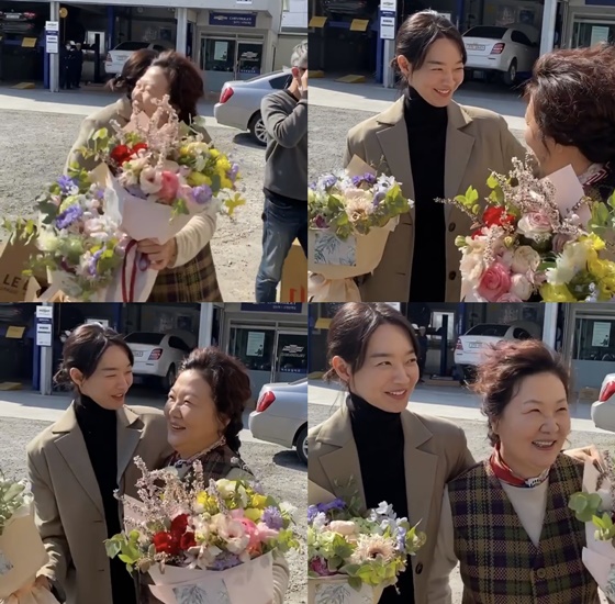 신민아, 김해숙 /사진=신민아 인스타그램