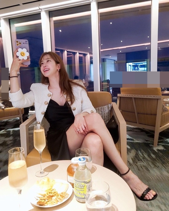 배우 유소영이 청순하면서도 섹시한 매력을 뽐냈다./사진=유소영 인스타그램