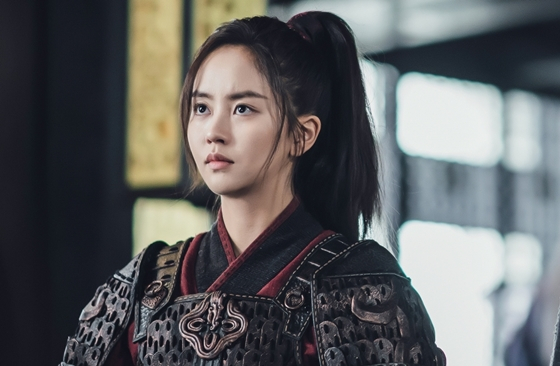 KBS 2TV 월화드라마 '달이 뜨는 강'에서 평강 역을 맡은 김소현/사진=빅토리콘텐츠