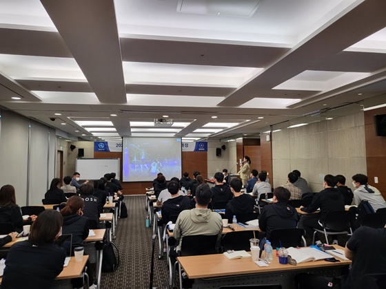 2022 프로배구 심판아카데미 심화과정 전반부 이론교육. /사진=KOVO 제공