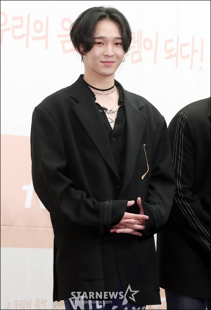 가수 남태현이 29일 오후 서울 마포구 상암동 스탠포드호텔에서 진행된 tvN 예능프로그램 '작업실' 제작발표회에 참석해 포즈를 취하고 있다. '작업실'은 열 명의 청춘 남녀 뮤지션들이 함께 생활하며 일어나는 이야기를 담은 리얼리티 프로그램으로 오는 5월 1일 첫 방송된다. /사진=김창현 기자 chmt@