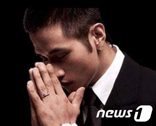 (서울=뉴스1) 이동원 기자 = 군 입대를 앞두고 돌연 한국 국적을 포기했던 가수 유승준(미국명 스티브 승준 유ㆍ43)씨에게 우리 정부가 비자발급을 거부하며 입국을 제한한 것은 위법하다는 대법원의 판결이 나왔다. 대법원 3부(주심 김재형 대법관)는 11일 유씨가 주 로스앤젤레스(LA) 한국총영사관 총영사를 상대로 낸 사증(비자)발급 거부처분 취소소송에서 원고 패소 판결한 원심을 깨고 '재판을 다시 하라'며 사건을 서울고법에 돌려보냈다.(유승준 페이스북)2019.7.11/뉴스1
