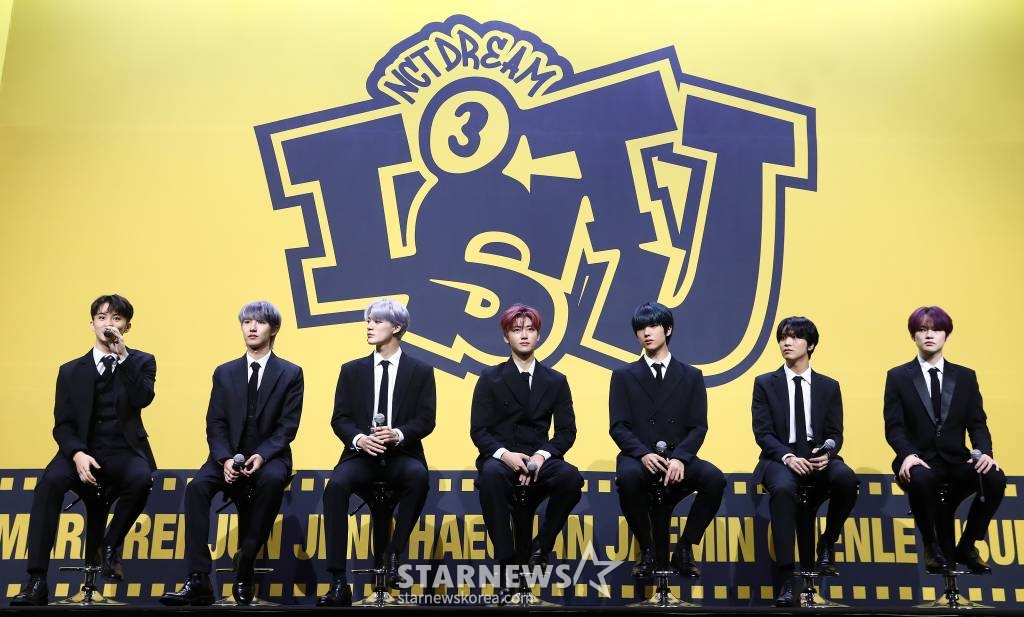 보이 그룹 NCT DREAM(엔시티 드림)이 17일 오후 서울 송파구 롯데호텔 월드에서 진행된 정규 3집 'ISTJ'(아이에스티제이) 발매 기념 기자간담회에서 취재진 질의에 답하고 있다.  이번 앨범명과 동명의 타이틀 곡 'ISTJ'는 하이브리드 힙합 댄스 곡으로 가사에는 MBTI의 정형화된 틀을 깨고, ISTJ인 상대를 해석하는 나만의 방법을 가졌다는 ENFP의 자신감에 찬 이야기를 담았으며 NCT DREAM만의 색깔로 해석한 MBTI는 어떤 매력일지 궁금증을 고조시킨다. 2023.07.17 /사진=김창현 기자 chmt@