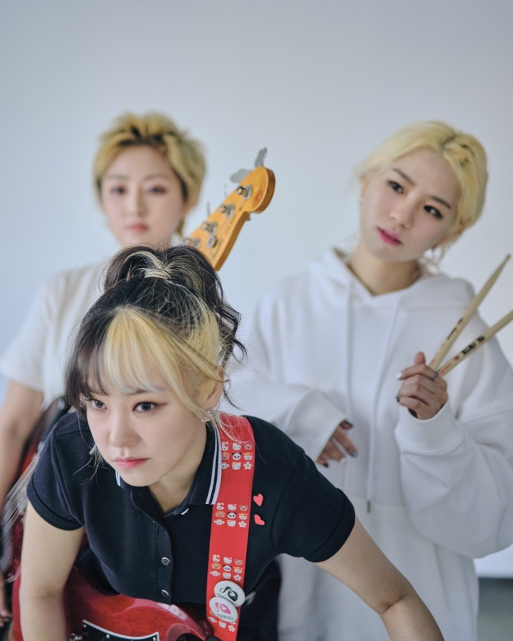 피싱걸스/사진제공=내츄럴리뮤직
