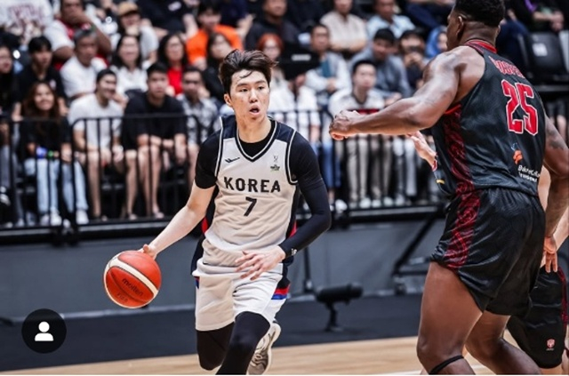 경기에 집중하는 이우석. /사진=대한민국농구협회