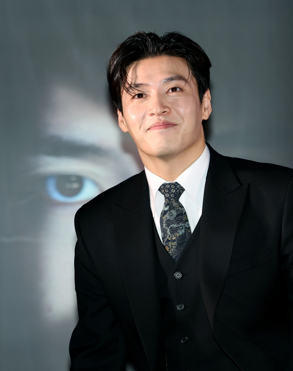 (서울=뉴스1) 권현진 기자 = 배우 강하늘이 17일 서울 송파구 롯데시네마 월드타워점에서 열린 영화 '스트리밍' 언론시사회에서 미소를 짓고 있다. ‘스트리밍’은 구독자수 1위의 범죄 채널 스트리머 우상(강하늘 분)이 풀리지 않던 연쇄살인사건의 단서를 발견하고 범인을 추적하는 과정을 실시간으로 방송하며 벌어지는 스릴러다. 2025.3.17/뉴스1 Copyright © 뉴스1. All rights reserved. 무단 전재 및 재배포, AI학습 이용 금지. /사진=(서울=뉴스1) 권현진 기자