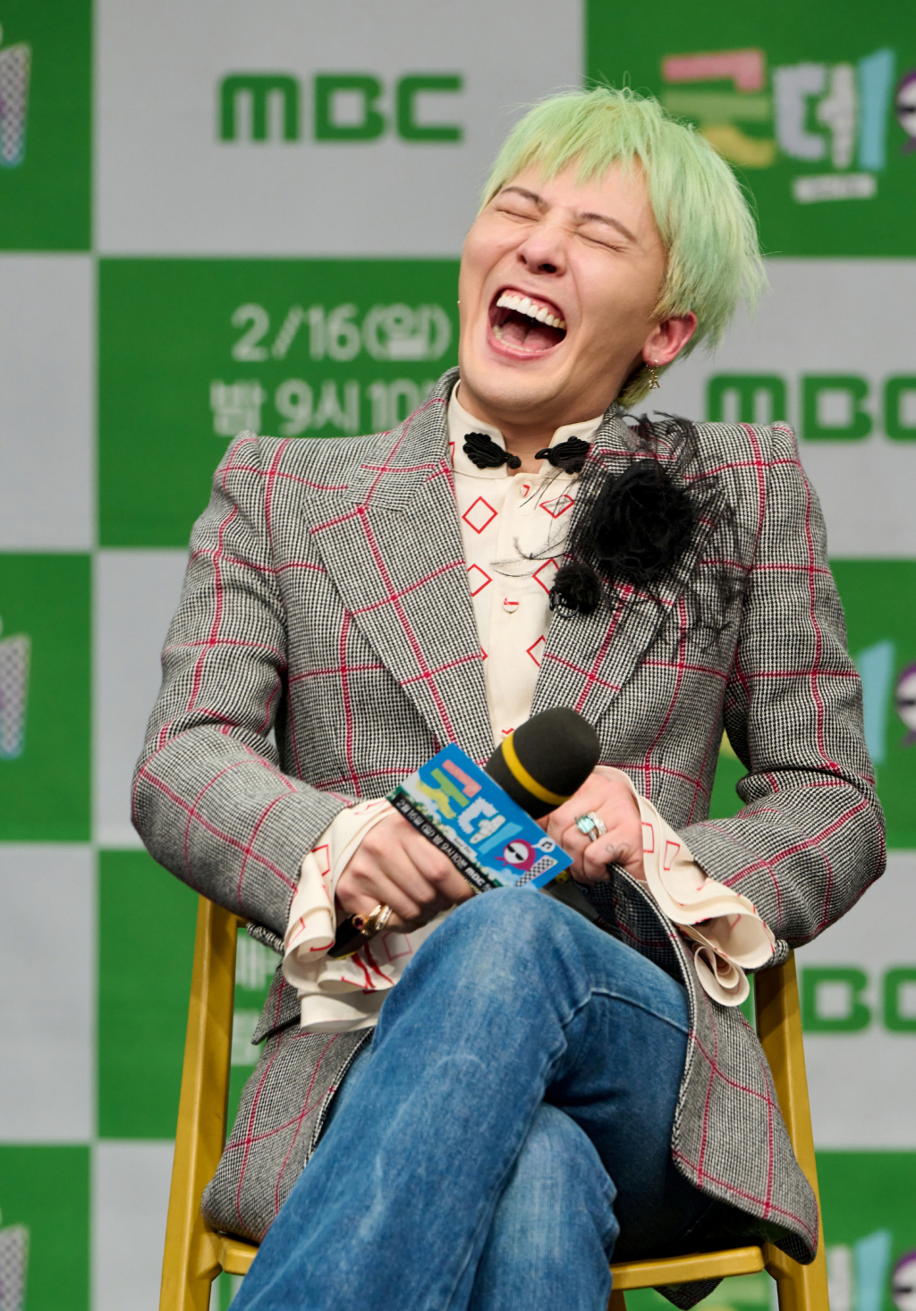 (서울=뉴스1) 권현진 기자 = 빅뱅의 지드래곤이 13일 오후 온라인 형식으로 진행된 MBC 새 예능프로그램 ‘굿데이’ 제작발표회에 참석해 미소를 짓고 있다. (MBC 제공. 재판매 및 DB 금지) 2025.2.13/뉴스1 Copyright © 뉴스1. All rights reserved. 무단 전재 및 재배포, AI학습 이용 금지. /사진=(서울=뉴스1) 권현진 기자