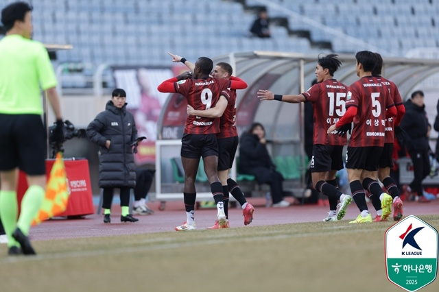 부천FC 선수단. /사진=한국프로축구연맹 제공