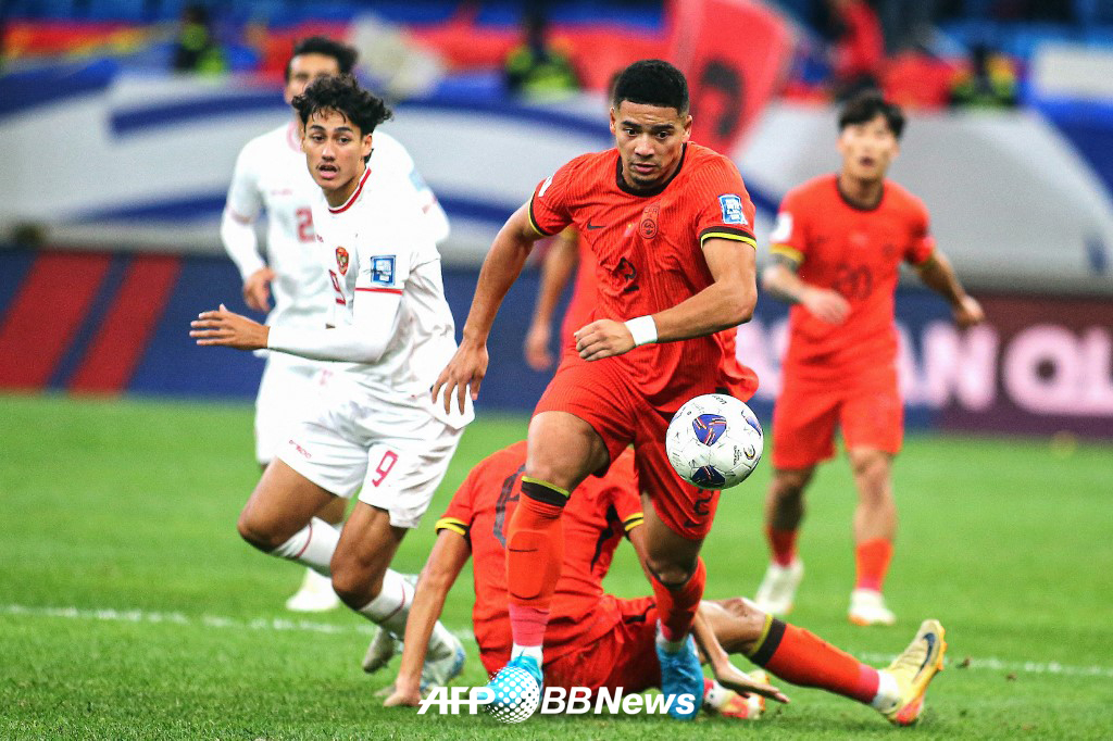 지난해 10월 열린 중국과 인도네시아의 2026 FIFA 북중미 월드컵 아시아 3차 예선 경기 모습. /AFPBBNews=뉴스1