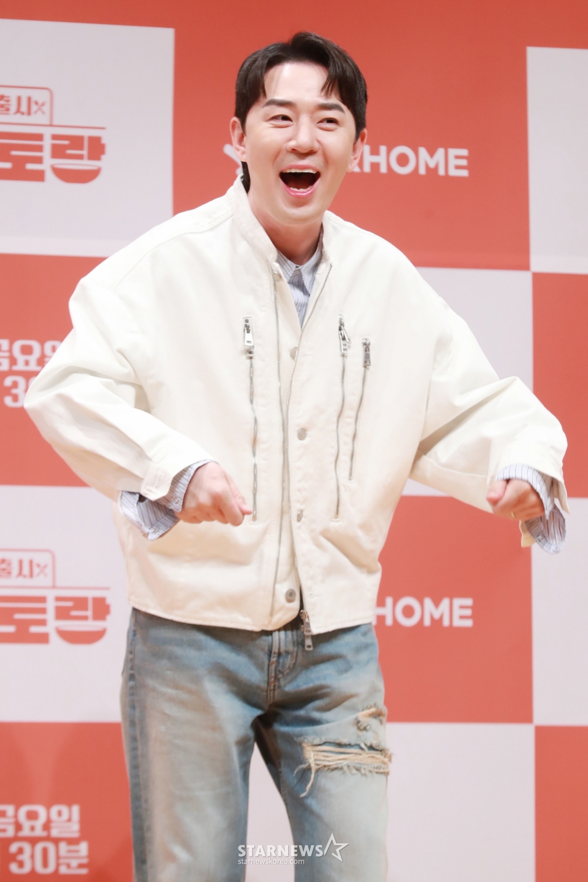 방송인 붐이 27일 오후 서울 여의도 KBS 아트홀에서 진행된 KBS 2TV '신상출시 편스토랑' 기자간담회에 참석해 포즈를 취하고 있다. /2025.03.27 /사진=이동훈 photoguy@