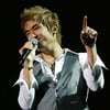 이민우, 日 홀로서기 성공