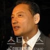 유인촌, 암 퇴치사업에 1억원 기탁