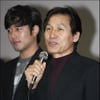 [★포토]안성기, '아들하나 더 생긴 기분!'