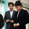 [★포토]본인 확인하는 노현정-정대선부부