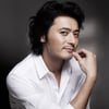 장동건도 유방암 예방 '핑크 리본' 단다