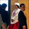 '만삭' 김희선, 박술녀 한복쇼 나들이