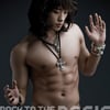 비, 환상 복근·치골근 공개
