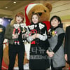 [★포토]2NE1, 대형 테디베어앞에서 기념촬영~