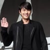 정우성 귀국..이지아 열애설엔 '묵묵부답'
