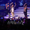 [★포토]엠블렉, '우리도 흔들어~'