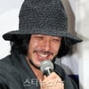 [★포토]오다기리 조 '얼굴보다 큰 모자, 독특하네~'