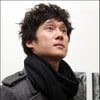 [★포토]송창의, 여자친구 전시에 푹 빠졌네~
