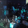 [★포토]김장훈 '상상초월 무대 퍼포먼스'