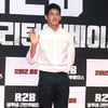 [★포토]정석원, '부드러운 손 인사'